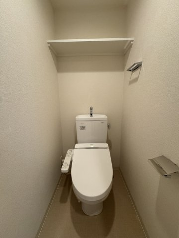 プレサンスTHE神戸のトイレ
