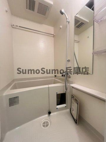 プレサンス神戸セレスティアの浴室|落ち着いた空間のお風呂です