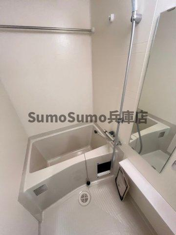 プレサンス神戸セレスティアの浴室|コンパクトで使いやすいお風呂です