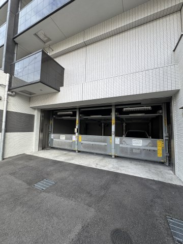 エスリードレジデンス神戸兵庫駅前の駐車場