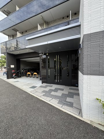 エスリードレジデンス神戸兵庫駅前のエントランス