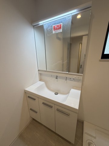 コンフォート片山町　広告１物確はいえらぶＢＢの洗面所