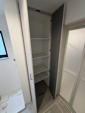コンフォート片山町　広告１物確はいえらぶＢＢの収納