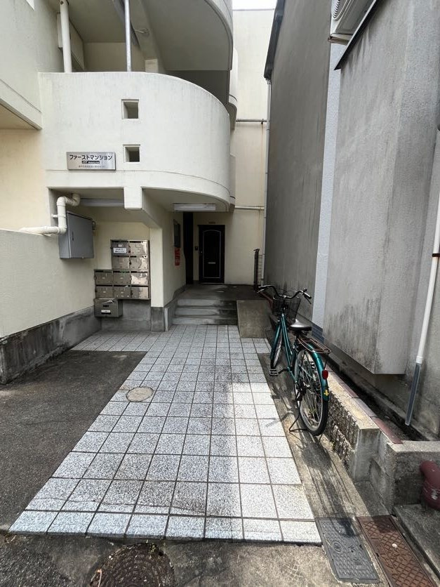 ファーストマンションの外観