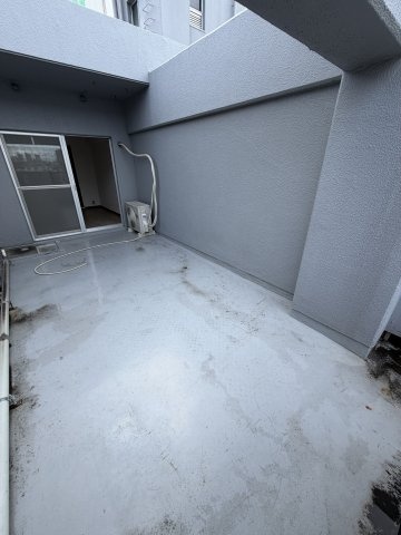 サンシャイングレート兵庫のバルコニー