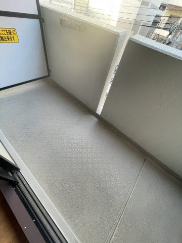 エスリード神戸のバルコニー