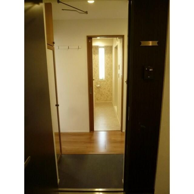 ラシーネ・テラス文京千駄木の玄関