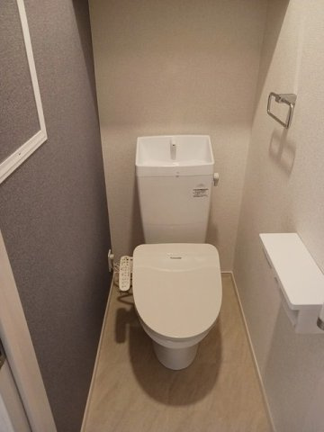 【トイレ】 | ソルブリッサ　Ⅲ | トイレです