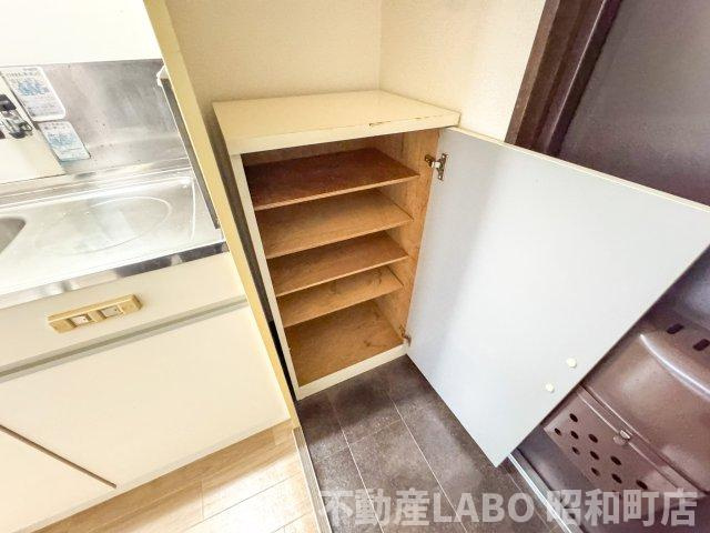 ハイツ・エムーユの収納