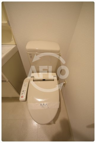 ディナスティ玉造のトイレ|ディナスティ玉造　温水洗浄便座