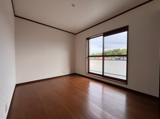 【洋室】 | 四街道市和良比中古戸建 | 子供部屋にちょうどいいサイズの洋室でゆとりある居室で使い分け自在な快適空間です♪