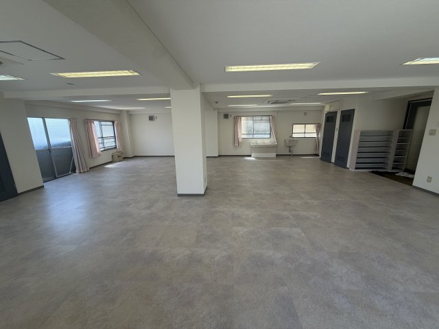 HS　building