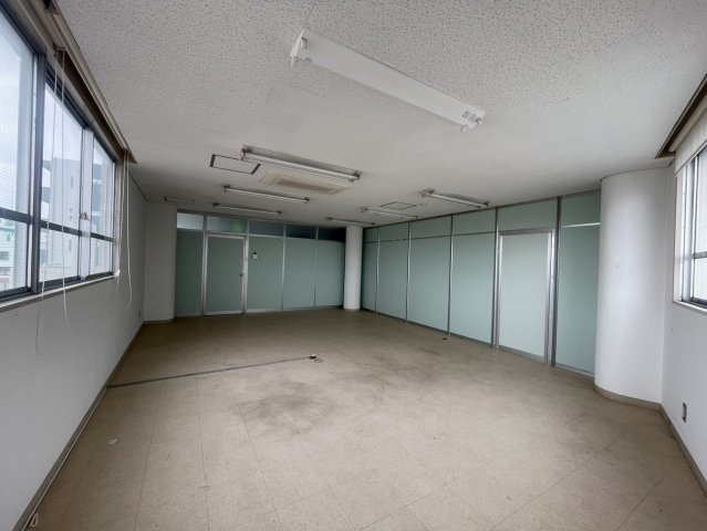 三和ビルの内装