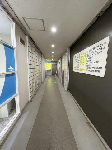 三和ビルのエントランス