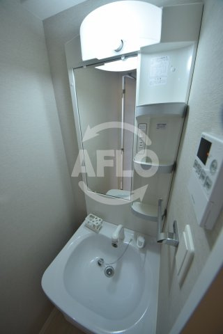 サムティ大阪GRAND EASTの独立洗面台|サムティ大阪GRAND EAST　独立洗面台