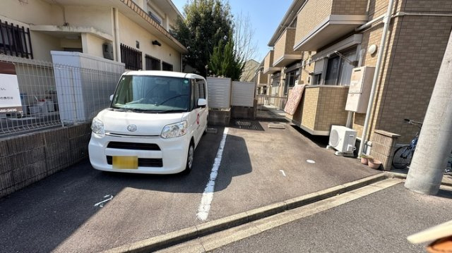 カメリア　Ａ棟の駐車場