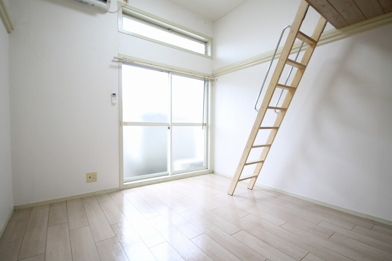 ｍｉｎｉＳｔａｙ岩倉の洋室|個人の部屋や寝室として使える洋室です