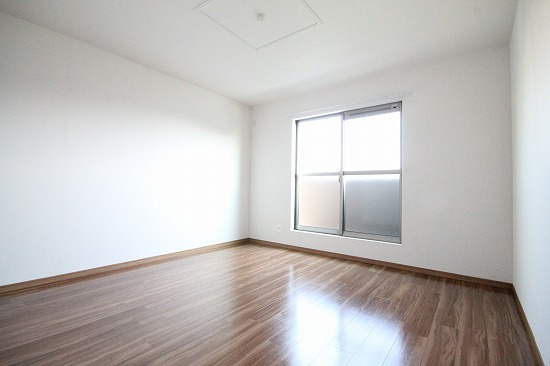 ＤＲＥＡＭ ＲＥＳＩＤＥＮＣＥ熊之庄の洋室|コンパクトで使いやすい洋室です