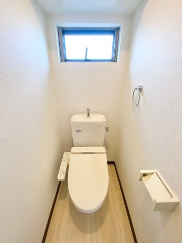 Ｐｌｕｓｓｕｍ Ｃｏｕｒｔ前田町のトイレ|シンプルで使いやすいトイレです