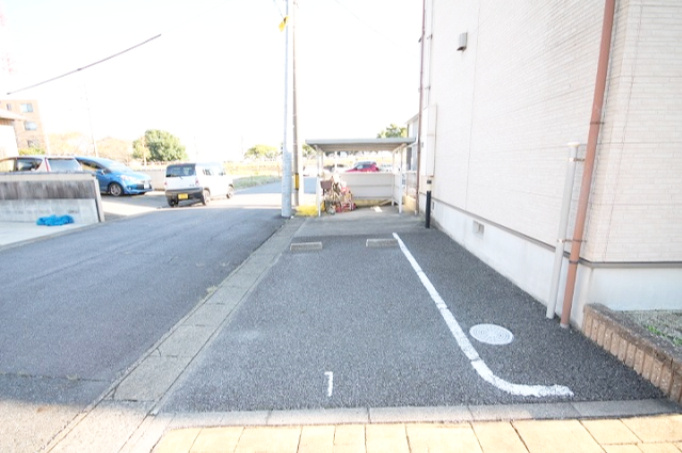 Sophia川端　A･Bの駐車場|駐車場に車を止められます