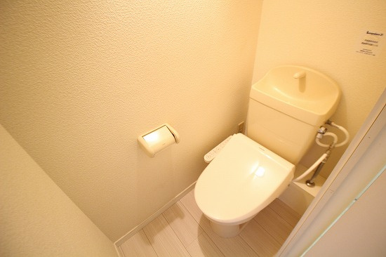 プレゾンのトイレ|落ち着いたトイレです