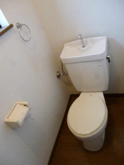 エランドールＢのトイレ|落ち着いたトイレです