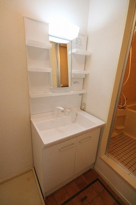 パークハウスＩＴＯ Ａの洗面所|コンパクトで使いやすい洗面所