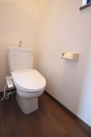 Belle demeure神明Ⅱのトイレ|※同物件別号室の写真になります