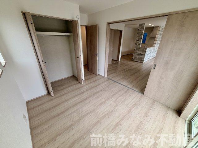【新築】前橋市南町2丁目　限定１棟　ハートフルタウン　新築建売の洋室|きれいな洋室です
