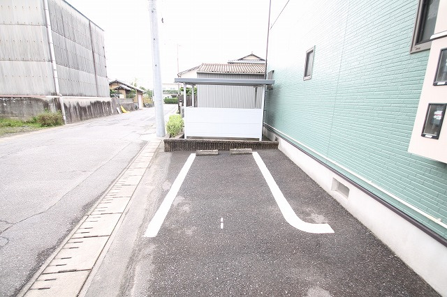 セレノ・あいかの駐車場|駐車場に車を止められます