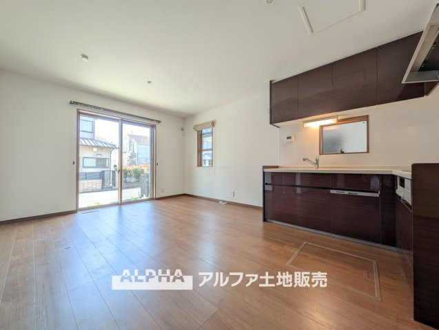 ~武蔵村山大南3丁目~Remodeled Homeの居間・リビング|【Space of cure】
◆癒しの空間◆室内構成に拘り採光とセンスを散りばめた空間。それは『柔らかさ』に似た素敵な居場所。そこに暮らす人のことを考えつくり出したものは『癒し』という心地よい居場所