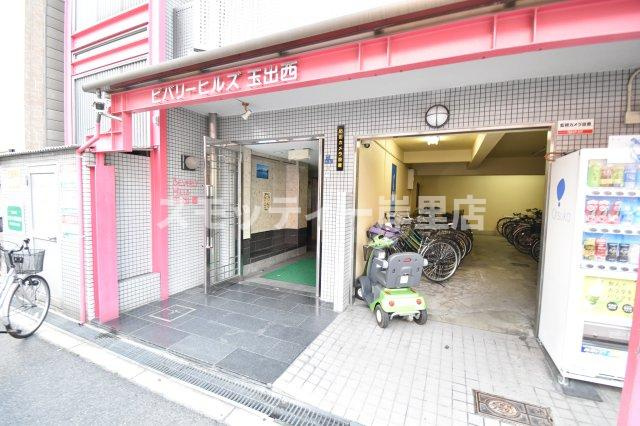 ビバリーヒルズ玉出西のエントランス
