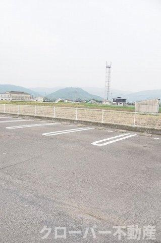 セナ　アイランド　Ｂの駐車場