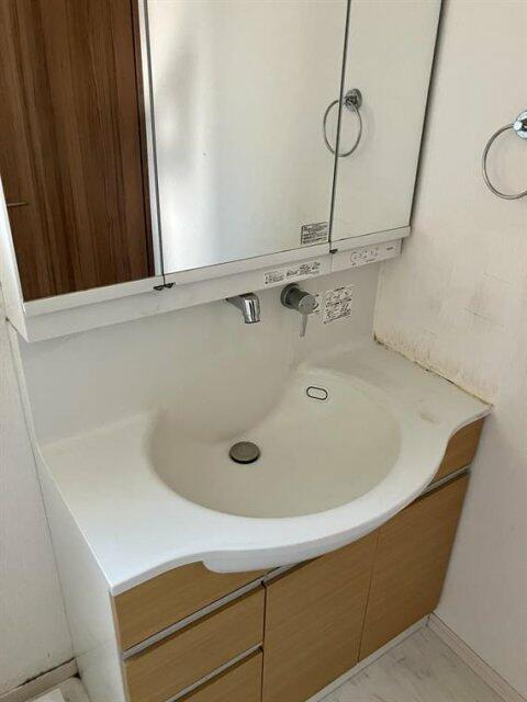 北篠崎戸建の洗面所