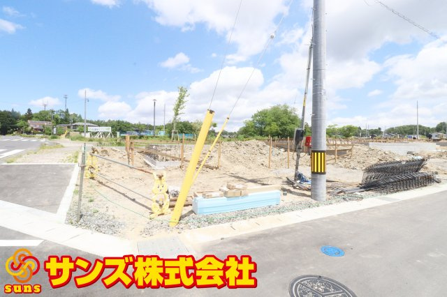 郡山市田村町東山１丁目第1　　　１号棟　　　守山小学校、守山中学区の外観|南西側から見た外観