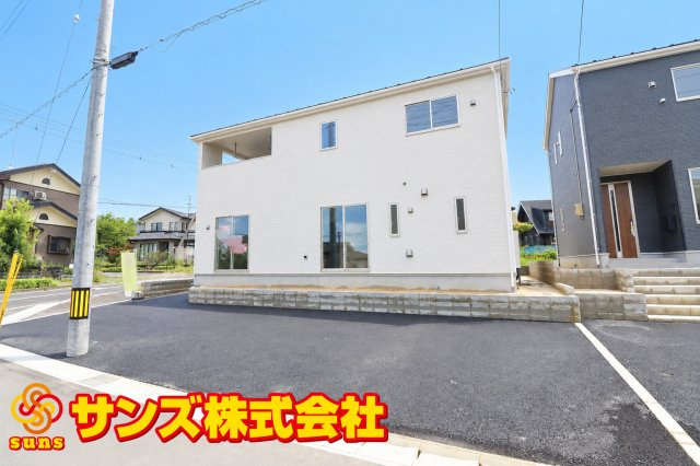 郡山市田村町東山１丁目第1　　　１号棟　　　守山小学校、守山中学区の外観|南東側から見た外観