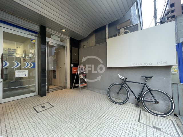 立誠社ビルのエントランス|立誠社ビル　エントランス