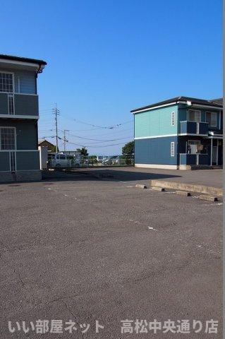 【駐車場】 | ミルキーウェイ
