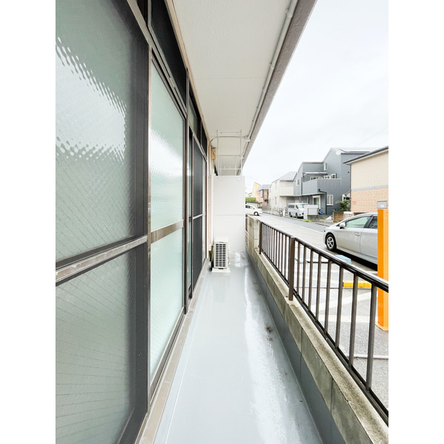 リブレス金町東水元　旧　第六竹石マンションのバルコニー|バルコニーがあります