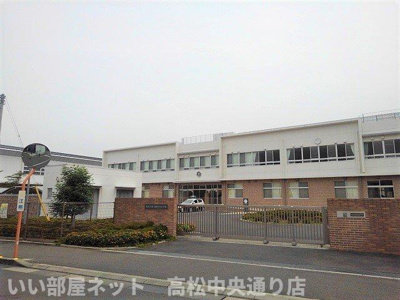 【周辺】 | サンロイヤル幸町２ | 観音寺市立観音寺小学校まで1100m