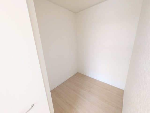 高萩市高萩　第2　新築戸建て　1号棟の収納