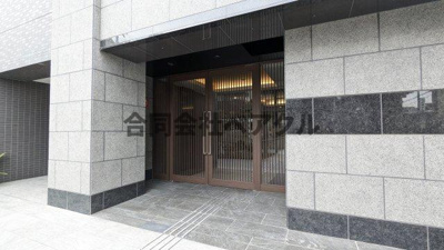 【エントランス】 | プレサンス京都東寺 | 落ち着いたエントランスです