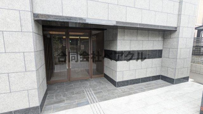 【エントランス】 | プレサンス京都東寺 | 清潔なエントランスです