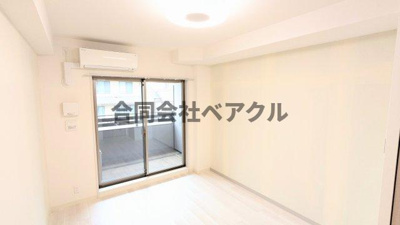 【洋室】 | プレサンス京都東寺 | コンパクトで使いやすい洋室です