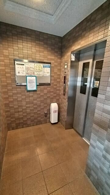 【エントランス】
