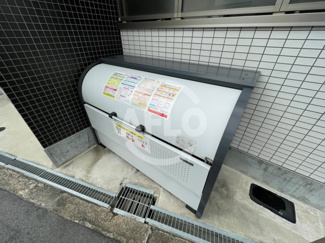 【その他共用部分】 | ESCALADE　敷地内ゴミ置き場