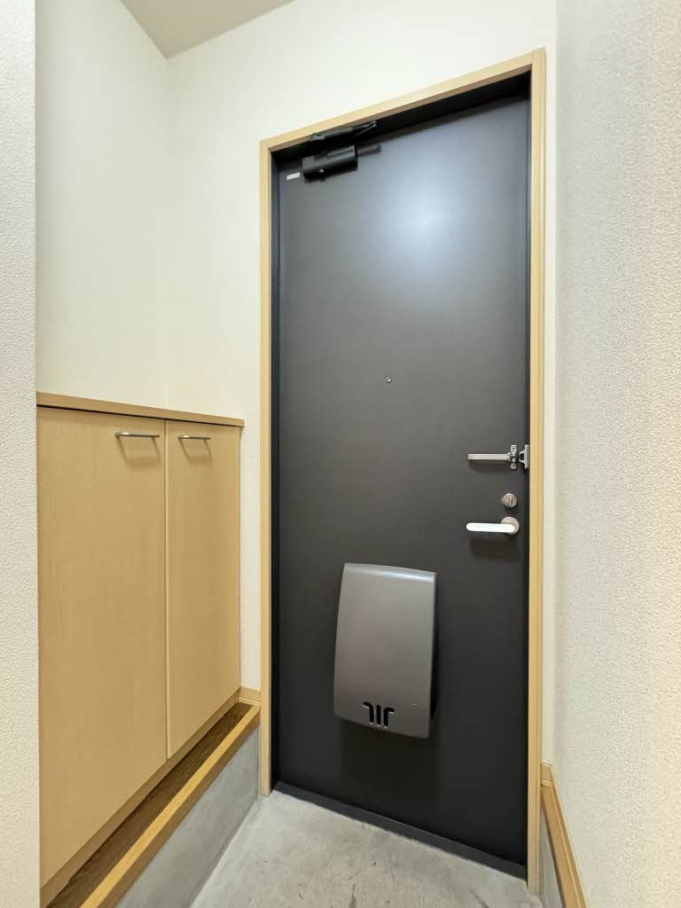 エスパスブリエ Ａ棟の玄関