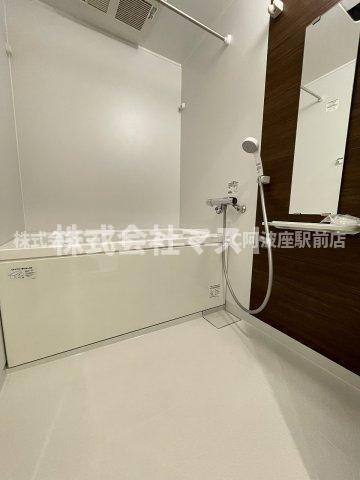 ジオエント新町の浴室