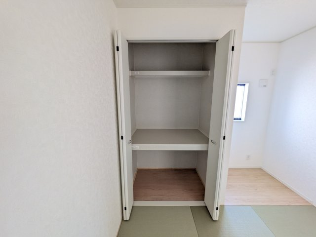高萩市高萩　第2　新築戸建て　3号棟の収納