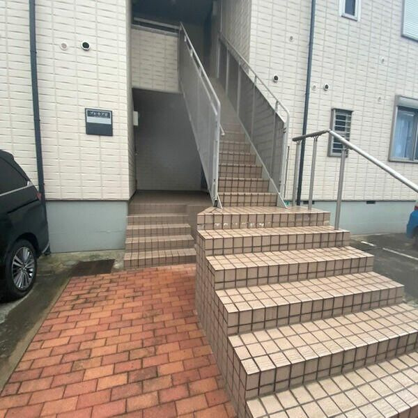 プレセアⅡのエントランス